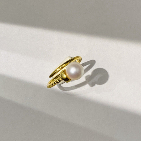 Luna Nail Pearl Ring